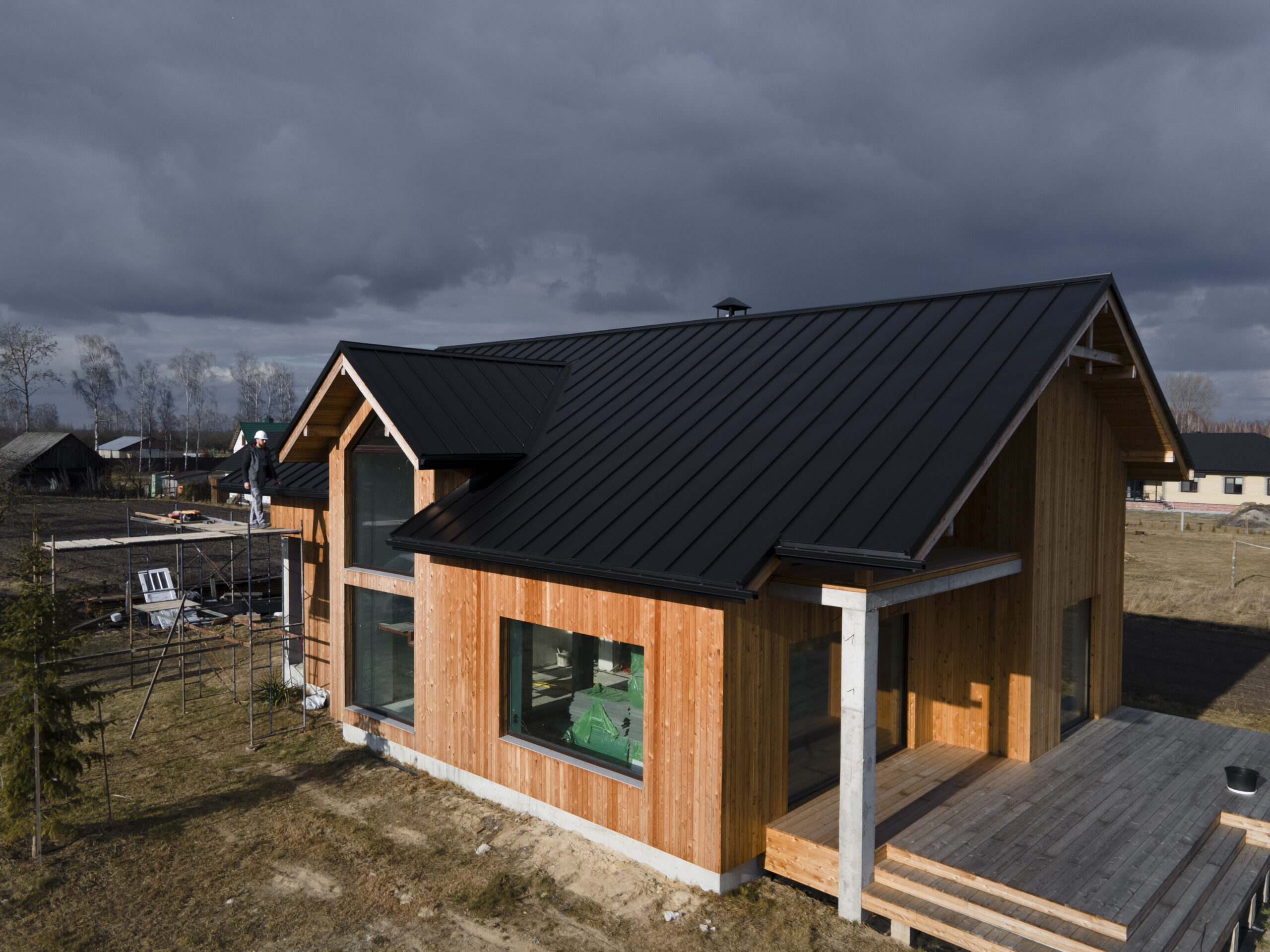 TOP 10 geriausi modulinių namų gamintojai Lietuvoje: patikimi pasirinkimai 2026 metams