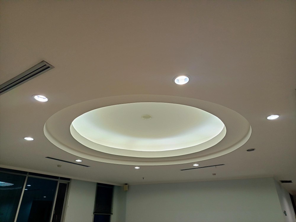 Kurioms patalpoms koks LED apšvietimo tipas tinkamiausias