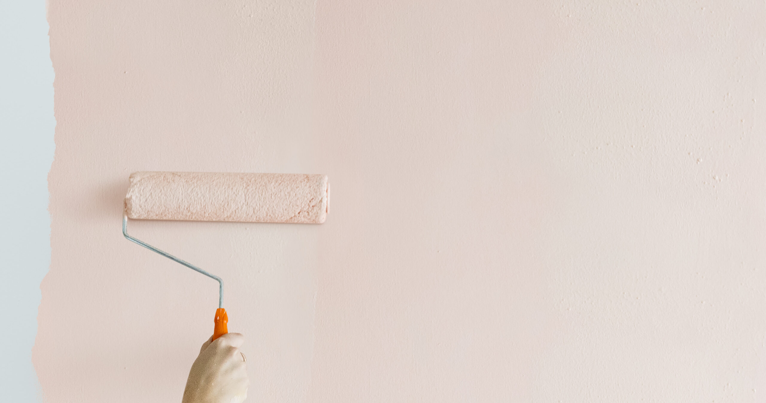 Kaip dažyti sienas norint išgauti tolygų rezultatą