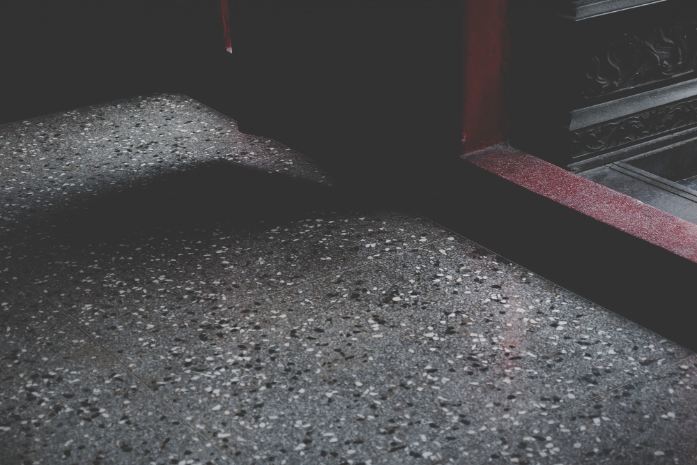 Epoksidinės grindys „pasidaryk pats“: kaip įsirengti ir kokių klaidų vengti